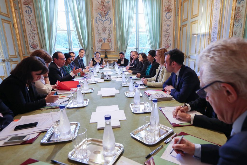 Rencontre Elysée asso LGBT